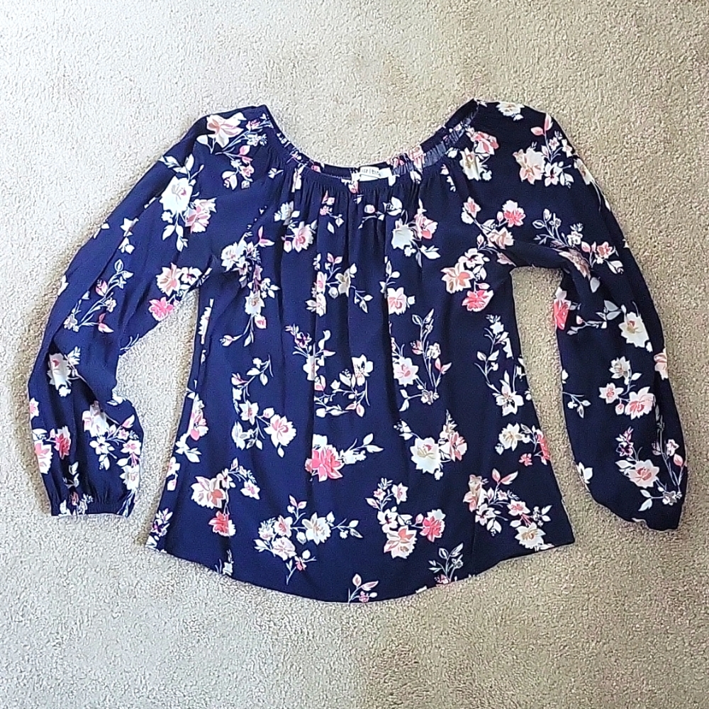 White house black market blouse